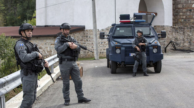 ABDden Sırbistana uyarı Kosova sınırından güçlerini çek