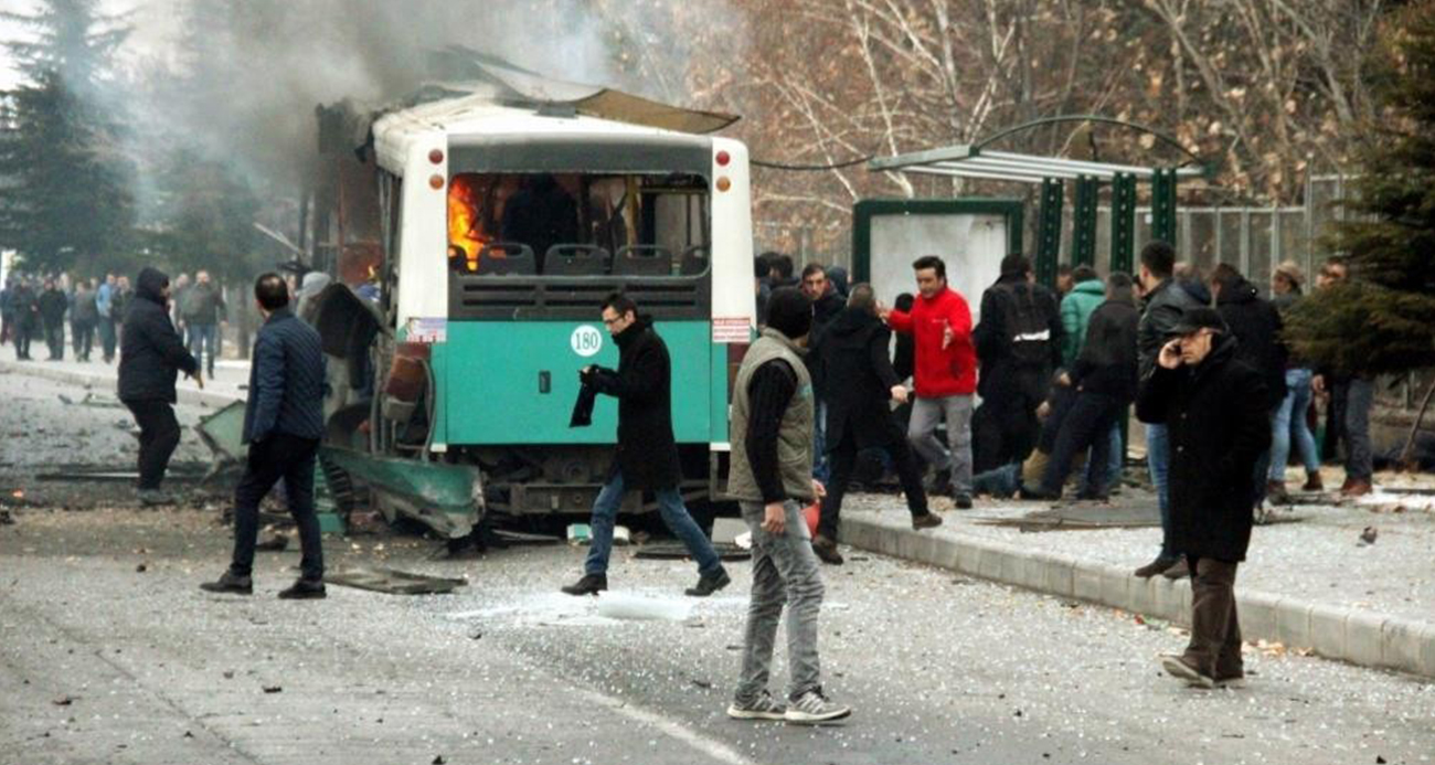 Kayseri de izne çıkan askerlere düzenlenen bombalı terör saldırısı sanıklarına ceza yağdı