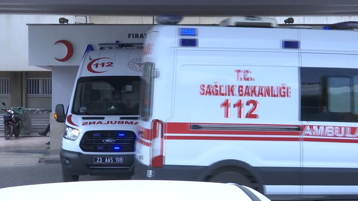 Kavgada husumetlilerinin üzerine kızgın yağ döktü 2 yaralı