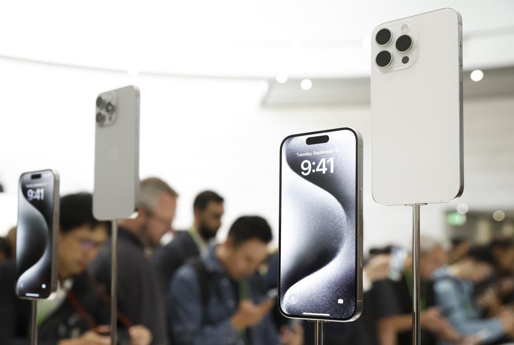 iPhone 15 tanıtıldı İşte Türkiye satış fiyatları