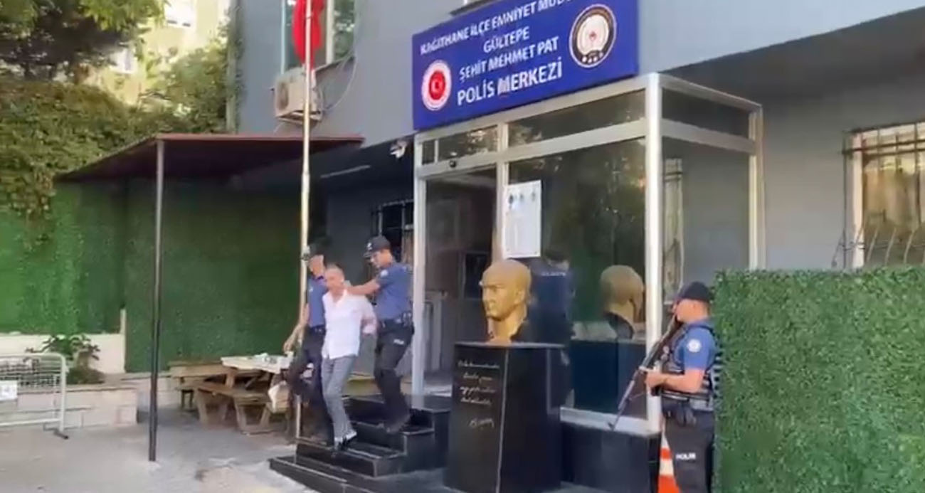 İstanbulda yolcunun sevgilisine kafa atan taksici yeniden gözaltında